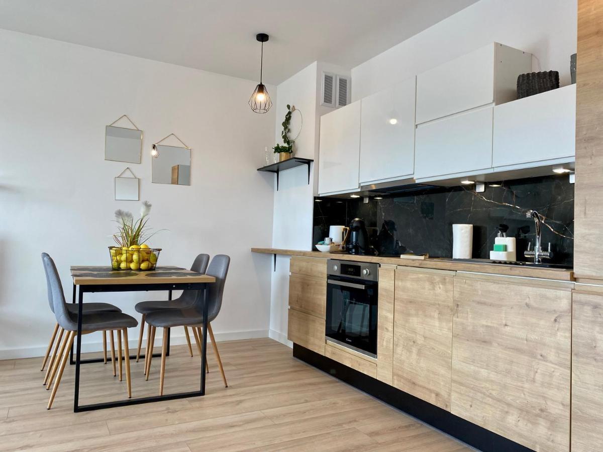 Apartament Camilli Lackberg Jelenia Gora Dış mekan fotoğraf